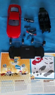 Revell_Ford-Mustang-Kit_all-the-parts