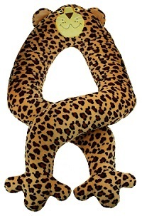 Pilloboo leopard cuddly toy for young travellers