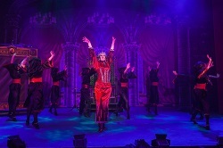Snow White and the Seven Dwarfs at Buxton Opera House, Picture 4