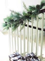 Staircase Frosted Pine Garland, X-PINGAR