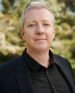 Noel McDermott, Psychotherapist, Executive Coach, Speaker