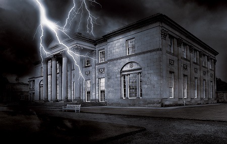 Tatton Park Mansion and lightning
