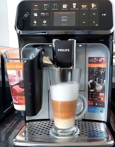 Review by Paul Wojnicki: Philips 5400 LatteGo