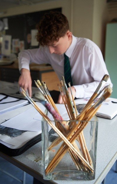 School student in drawing session