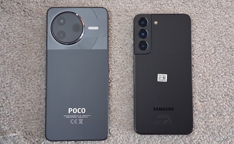 Reader's review of Poco smartphone vs Samsung