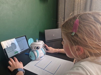 Coding with Artie Robot