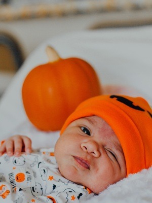 Halloween. Cheeky toddler