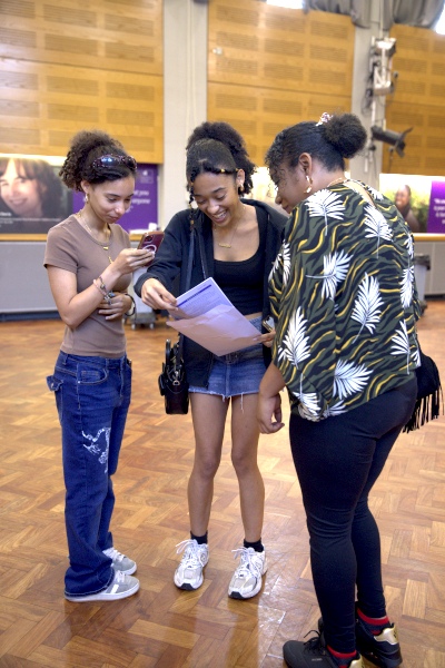 MHSG, A level results, 13aug 2026, photo 3D6A0412