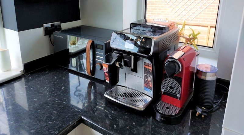 Phillips 5400 LatteGo machine fits into any kitchen, photo by Paul Wojnicki