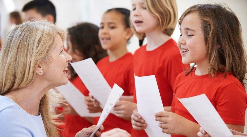 Teaching singing