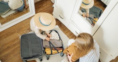 Packing for travel | by Ivan Samkov, pexels