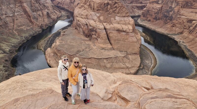 Mother and children in Vegas