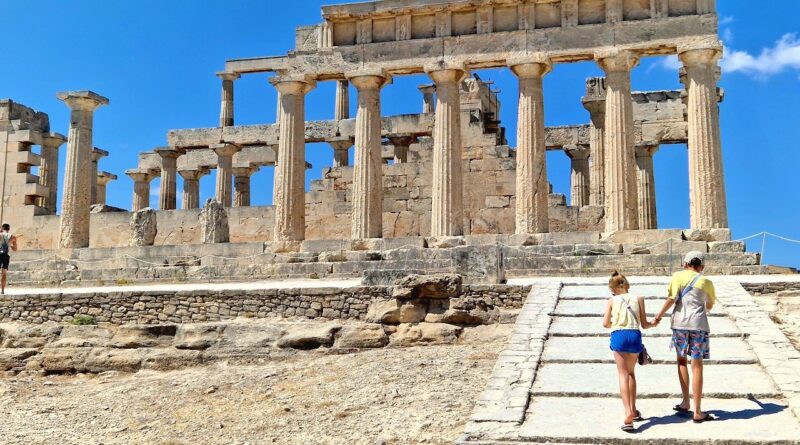 Kids walking towards the Temple of Athena Aphaia | photo by Alena Chalmovska